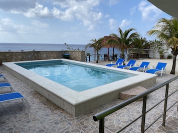 Pool Overlooking Ocean