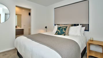 StrykjÀrn/strykbrÀda, resesÀng, wi-fi och sÀngklÀder