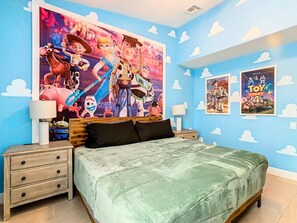 4 bedrooms, desk, iron/ironing board, travel crib - Windsor Palms Resort/Pool/Spa/By Disney (Kissimmee)