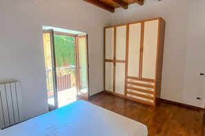 2 室のベッドルーム、WiFi、ベッドシーツ