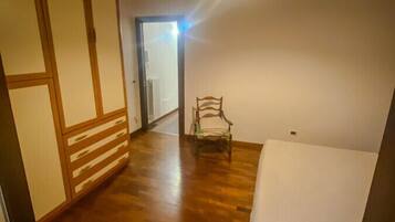 2 camere, accesso a Internet, lenzuola