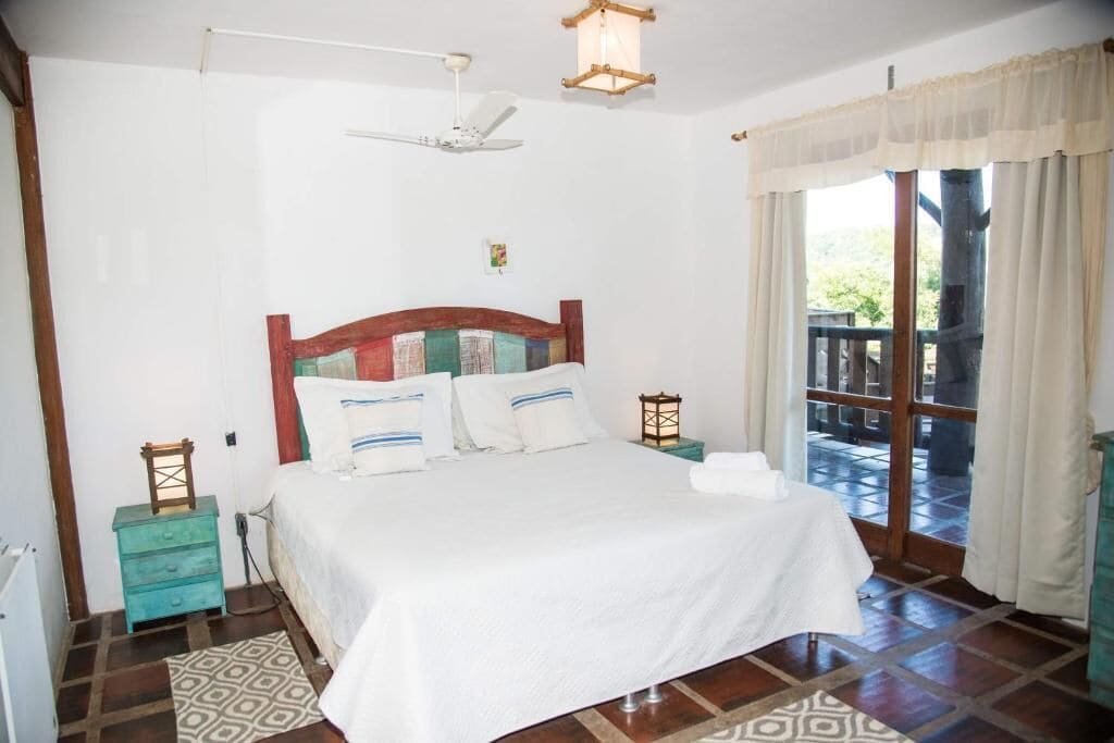 Deluxe Suite | Free WiFi, bed sheets