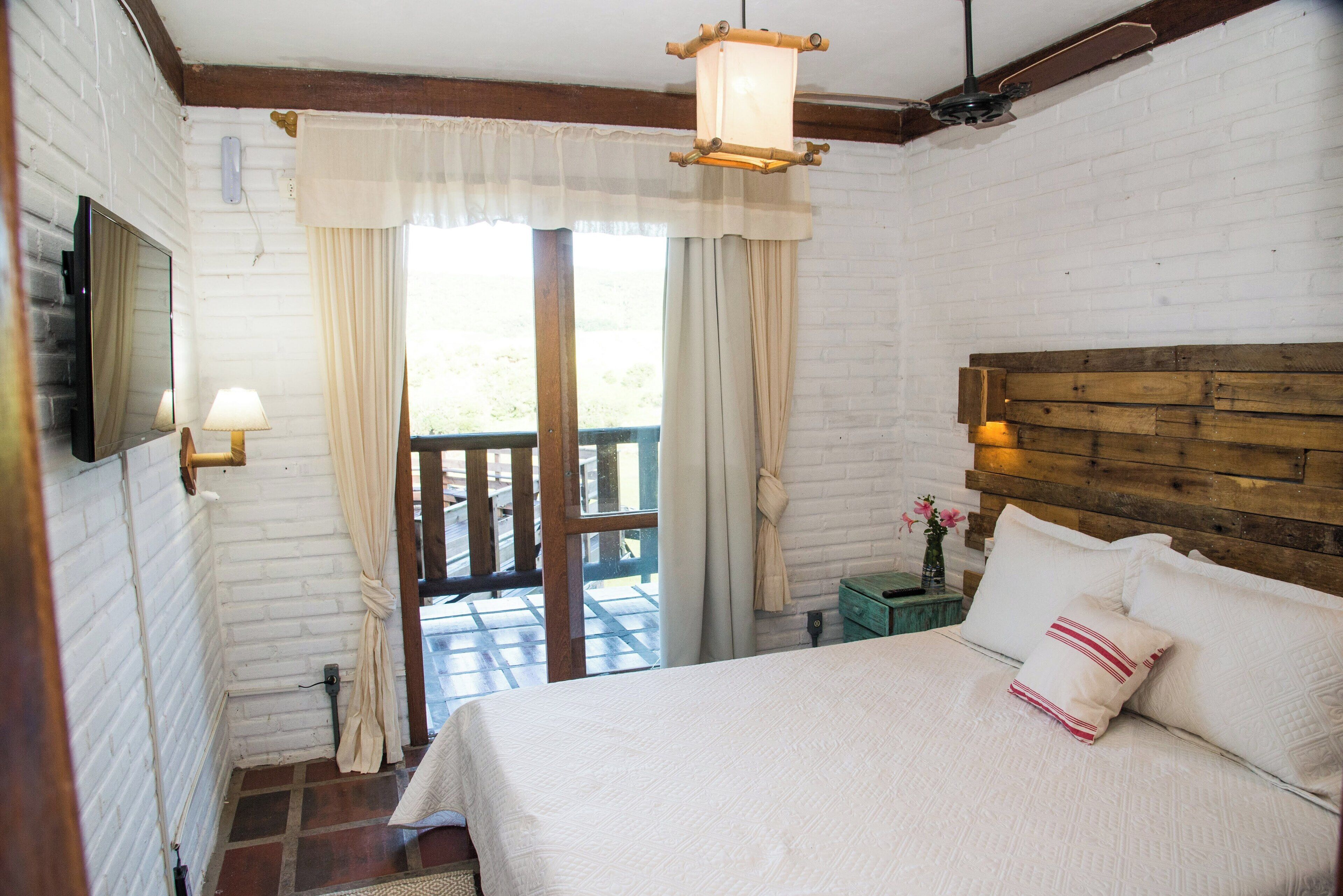 Classic Double Room | Free WiFi, bed sheets