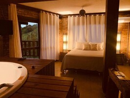 奢华客房 | 免费 WiFi、床单