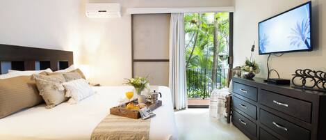 Apartment, Multiple Beds