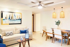 Comfort Apartment, Kitchen | Living area