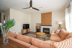 Smart TV, fireplace, table football, ping pong