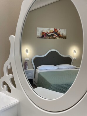 2 bedrooms, desk, free WiFi, bed sheets - Penthouse 800: elegant and refined apartment located in a historic hamlet (Castiglion Fosco)
