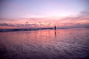 Beach - Sleepwell Seminyak (Bali)