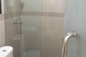 Bathroom - Sleepwell Seminyak (Bali)