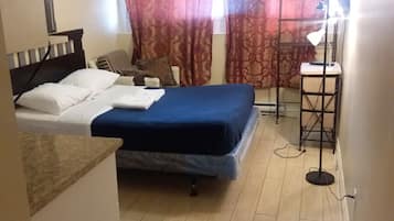 1 bedroom, WiFi, bed sheets