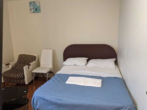 1 bedroom, WiFi, bed sheets - Junior Studio Apartment in Downtown Toronto (Toronto)