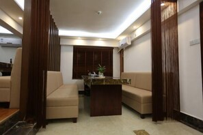 Restaurant - Ding Chang Hotel (Xiangzhou)
