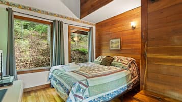 2 bedrooms, bed sheets
