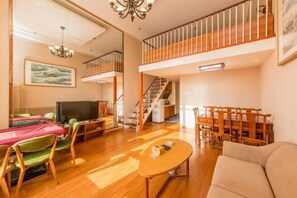 Living area - Fuzhen Hotel Apartment (Changchun)