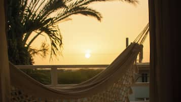 Standard Room, Garden View | In-room safe, blackout curtains, free WiFi