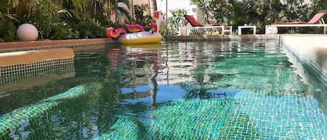 Outdoor pool, free pool cabanas