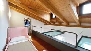 3 bedrooms, iron/ironing board, free WiFi, bed sheets - La Casa Azzurra - Affitti Brevi Italia (Lecco)