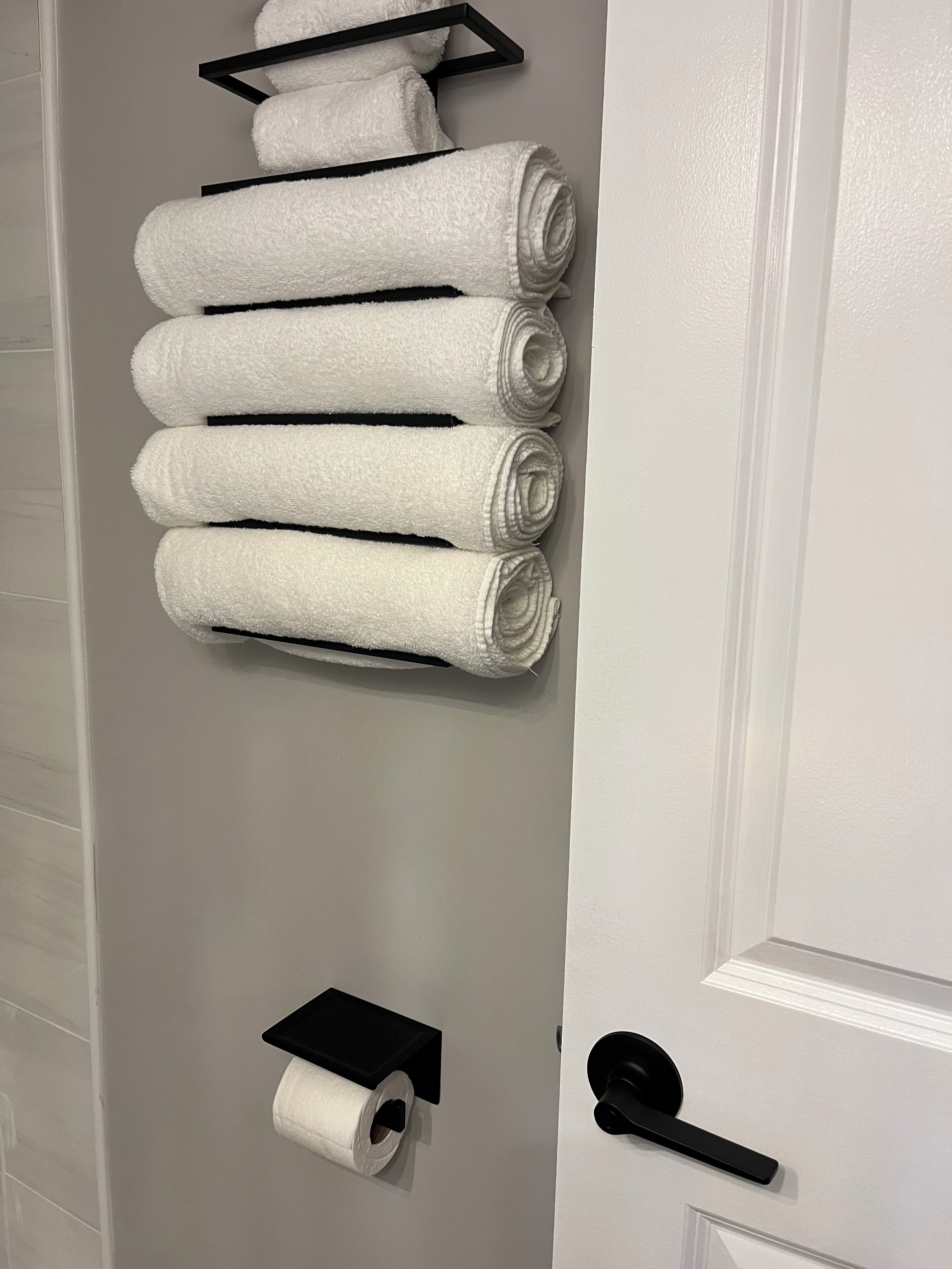 Towel rack