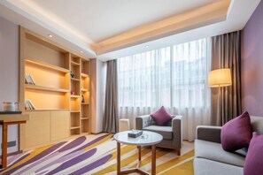 Living area - Echarm Hotel (Guangzhou Huadu Square Subway Station Huadu District Government) (Guangzhou)