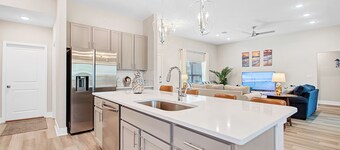Modern New Home Hike Forest Golf Bike St Augustine Daytona Beach Disney