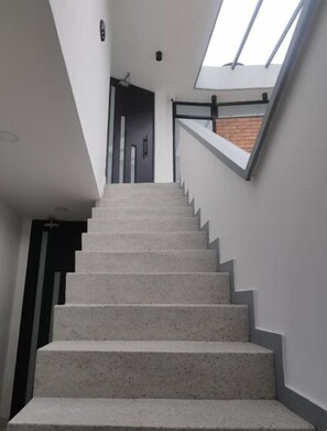 Téléviseur connecté, Netflix, services de diffusion en continu