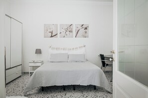 1 chambre, literie fournie