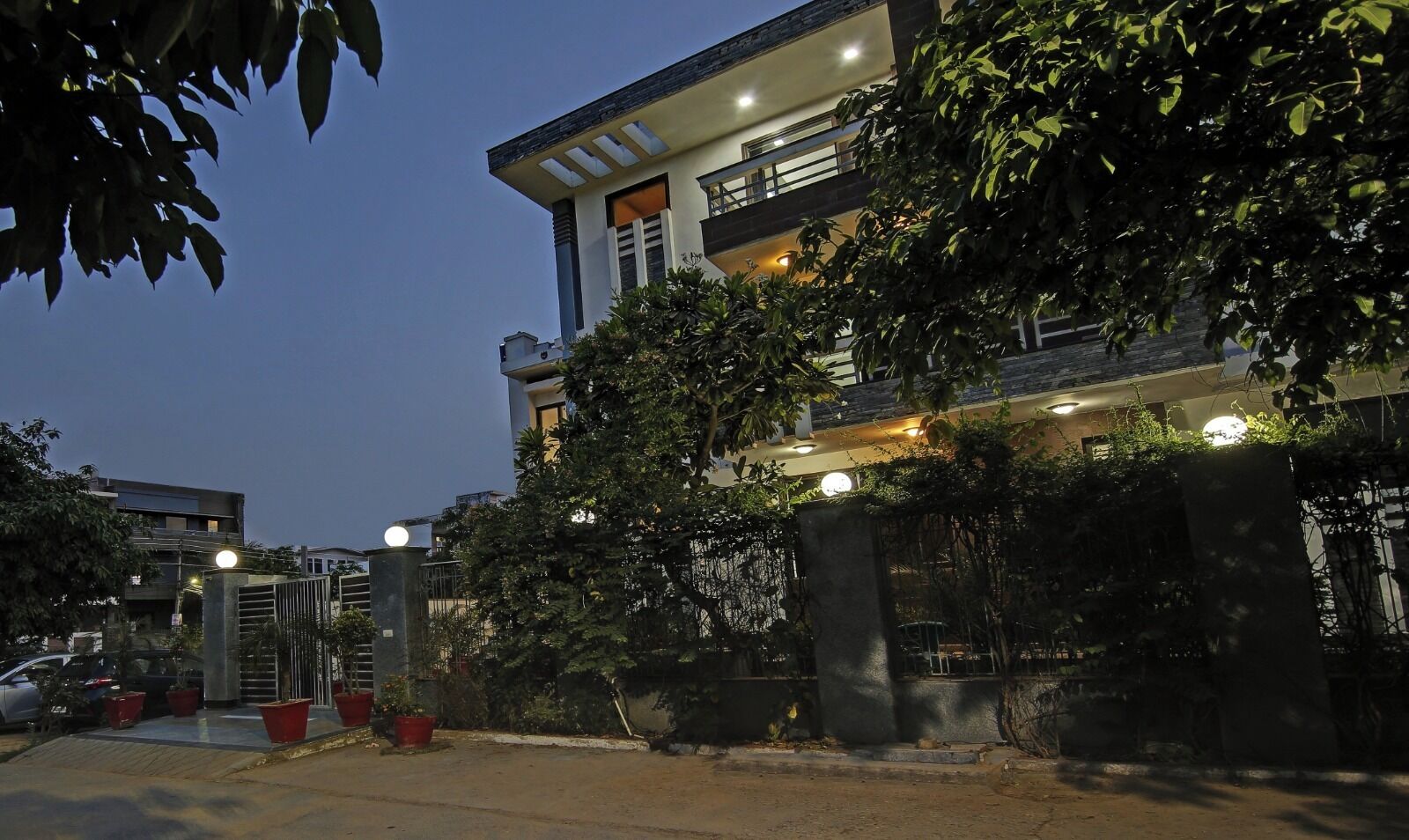Bagian depan properti