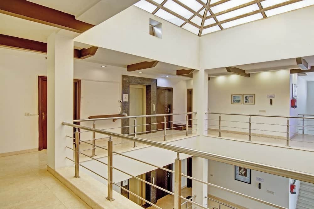 Blue Moon Residency Hotel & Restaurant