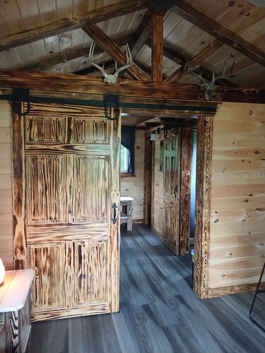 Charming Amish-Built Log Cabin in Utica, PA