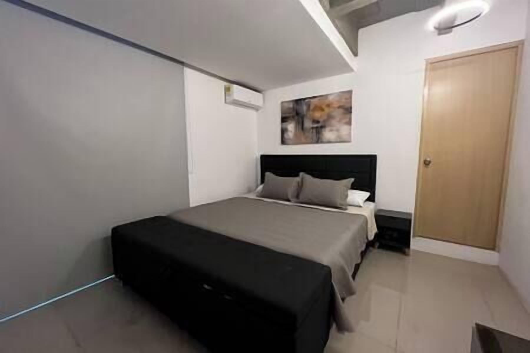 14 bedrooms, iron/ironing board, WiFi, bed sheets