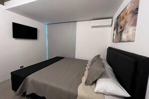 14 chambres, fer et planche à repasser, Wi-Fi, literie fournie