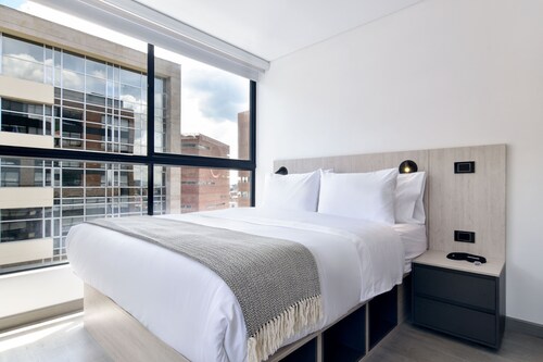 Arezzo by Wynwood House