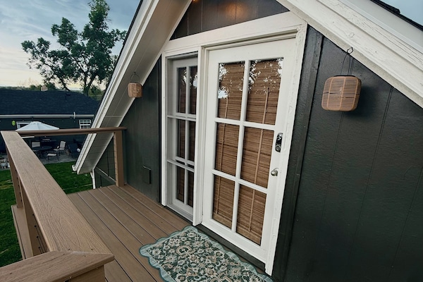 Entrance to Rascal Ranch. Welcome!