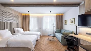 Deluxe Double or Twin Room, Hill View | 1 bedroom, Egyptian cotton sheets, premium bedding, Select Comfort beds
