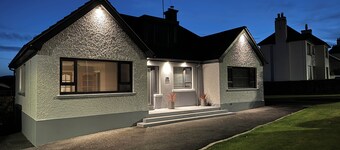 The Bearnagh - Newly renovated and spacious 4 bedroom house in Castlewellan