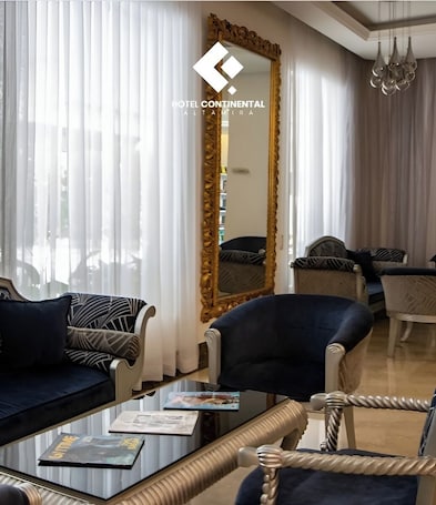 Recepción. Hotel Continental Altamira