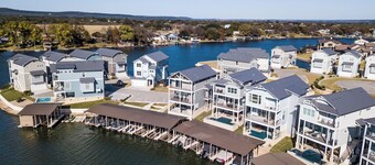 Clearwater - Golf + Pool  + 3 bdm + Bunk Space