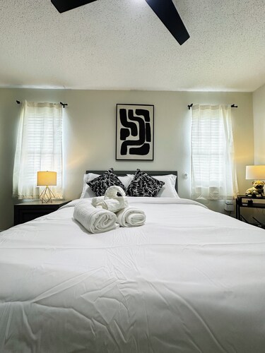 Pet Friendly Studio with Private Patio