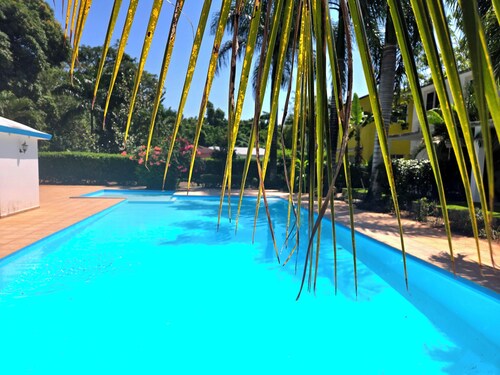 Charming 2-bedroom townhome with Pool, Starlink, AC in lovely Rio San Juan