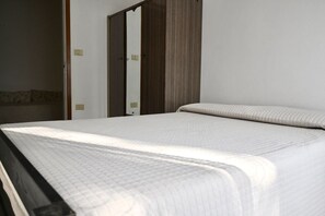3 多间卧室、WiFi、床单