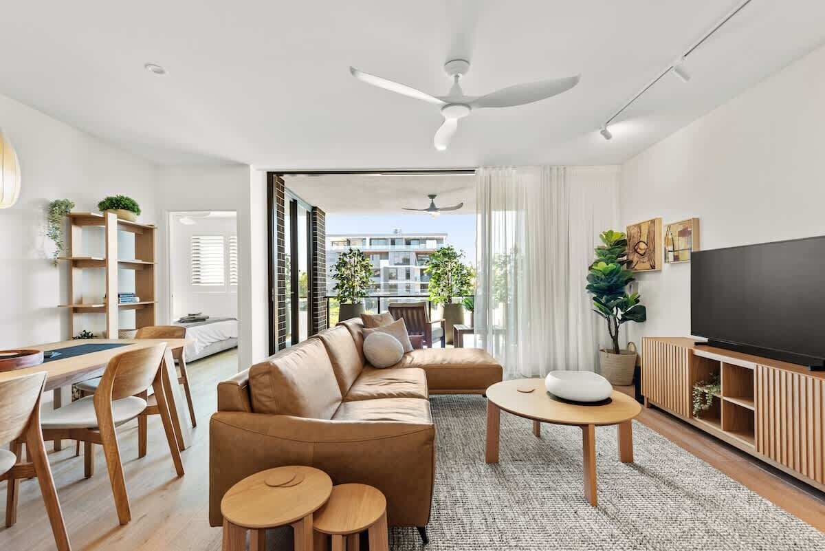 Smart TV, offices