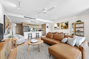 Smart TV, offices