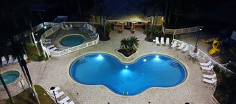 Lake Marion's Finest! Beautiful 2 Bedroom with King Beds, HD & Internet