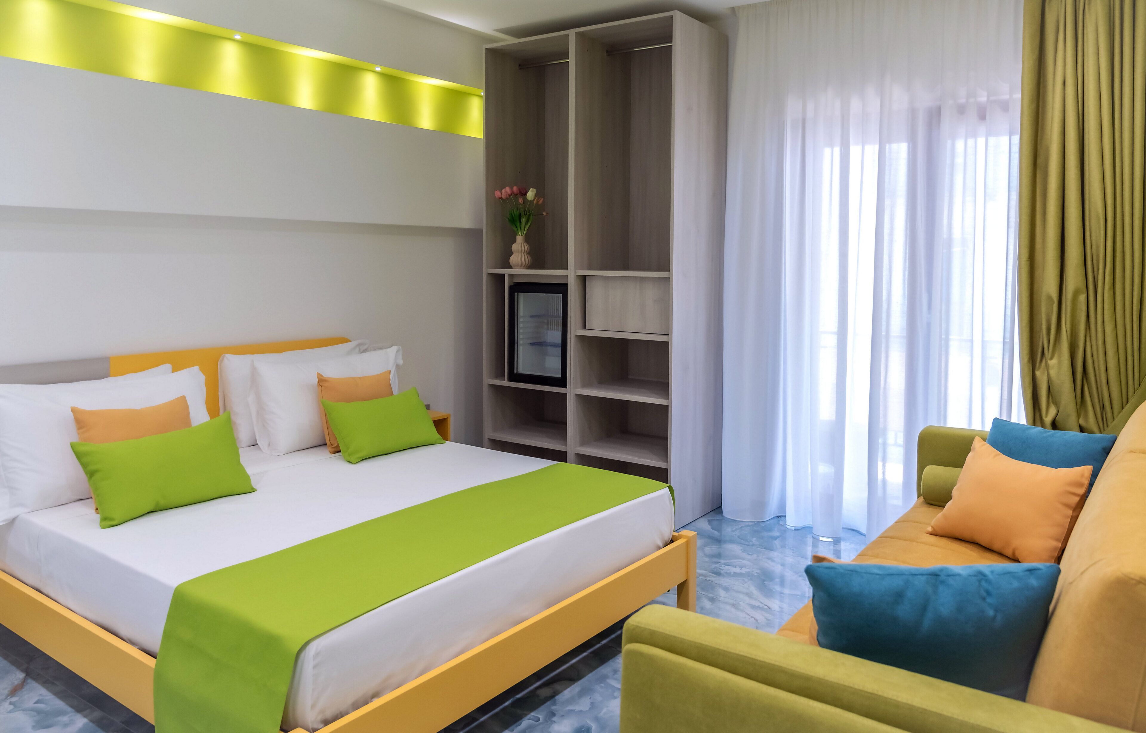 Family Room, City View | In-room safe, blackout drapes, soundproofing, free WiFi