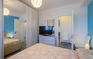 2 bedrooms, free WiFi