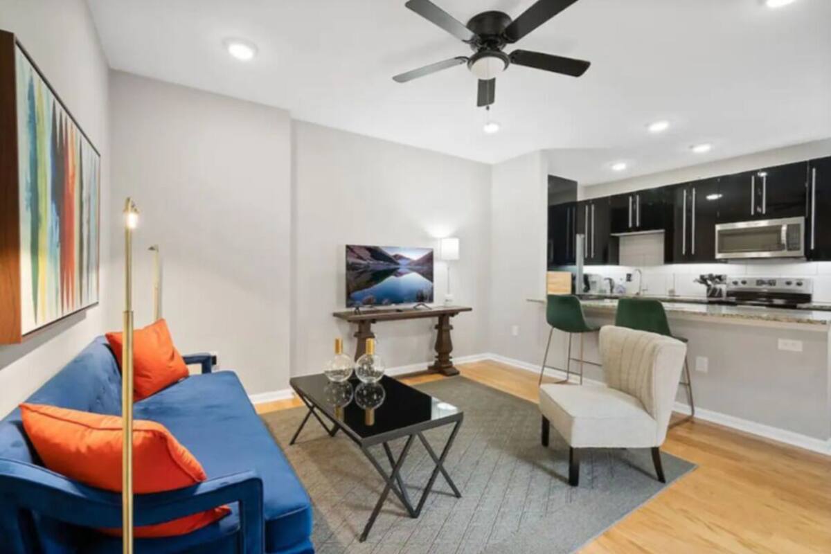 Comfort Apartment, Patio, City View | Living area