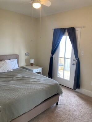 4 bedrooms, WiFi, bed sheets