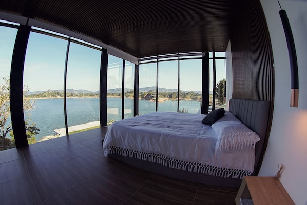 9 bedrooms, WiFi, bed sheets - Mansión de Lujo en el Peñol con Vista Exclusiva a la Piedra y Acceso al Embalse (Peñol)