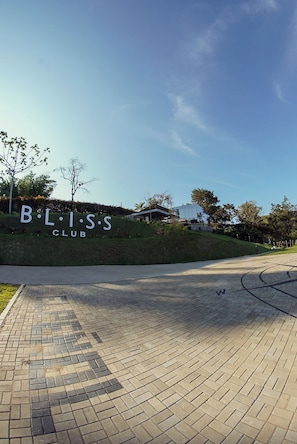 Property grounds - Mansión de Lujo en el Peñol con Vista Exclusiva a la Piedra y Acceso al Embalse (Peñol)
